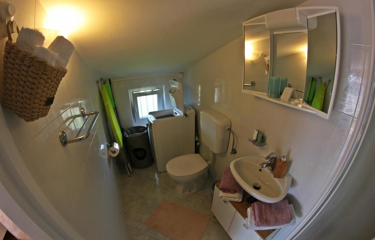 Room And Apartment Doris Ловречица Экстерьер фото